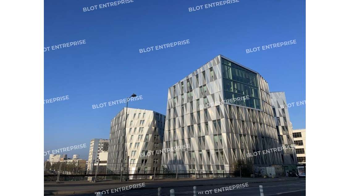 A LOUER - BUREAUX - RENNES GARE - 450 m²