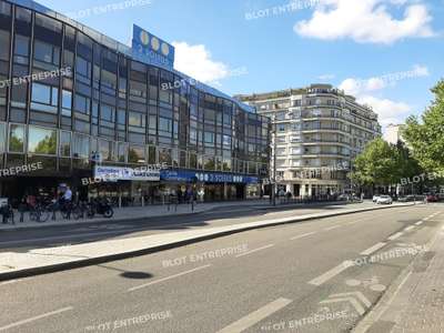 A louer bureaux rénovés 55m² R+1 à Rennes centre