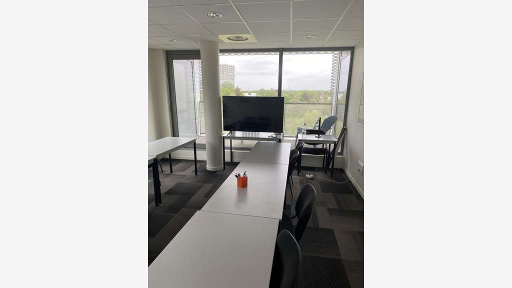 A louer bureaux 275m² immeuble Equinoxe à Rennes