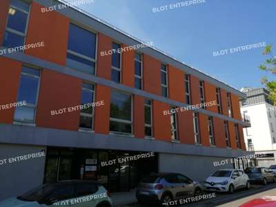A louer bureaux 537m² péricentre Nord de Rennes
