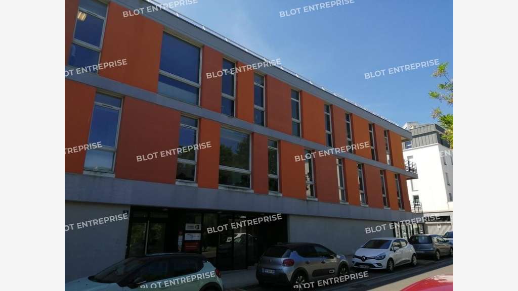 A louer bureaux 264m² à Rennes Beauregard