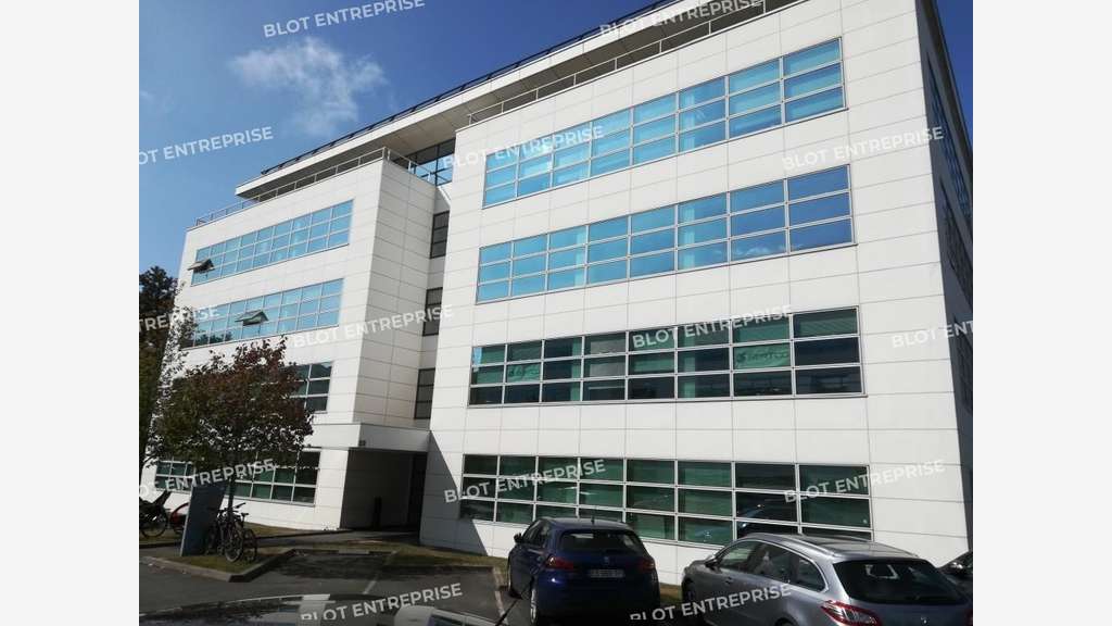 A louer bureaux 322m² à Rennes Parc Cap Nord