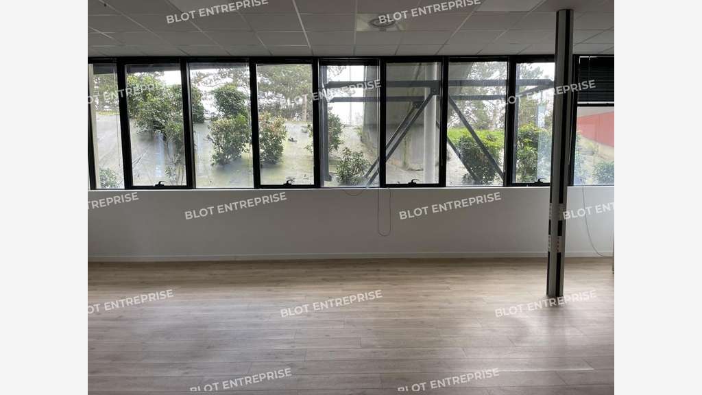 A louer plateau de bureau 170m² à Rennes Ouest