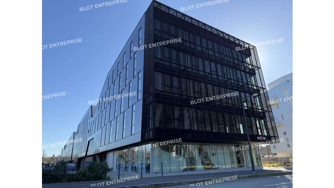 A louer bureaux 213m² Rennes Boulevard d'Armorique