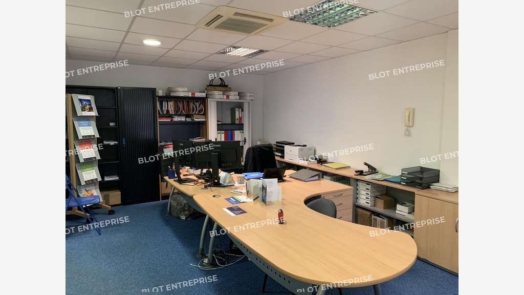 A louer bureaux de 206m² proche gare de Rennes