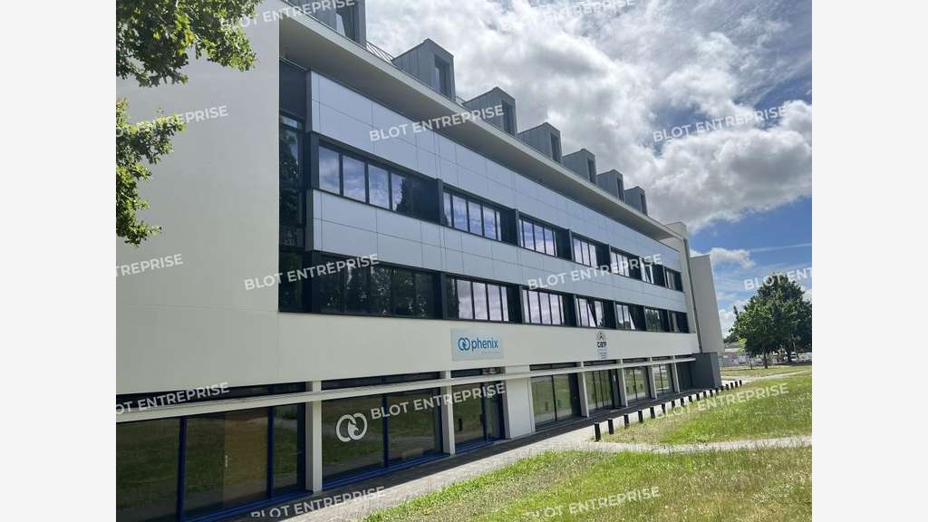 A louer bureaux de 200m² à Rennes quartier Poterie