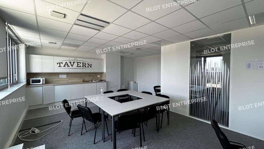 A louer bureaux 365m² accès optimal à Rennes