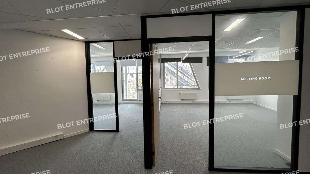 A LOUER - BUREAUX 295 m² - RENNES