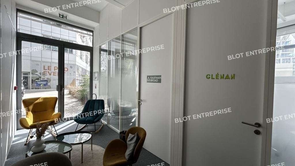A LOUER - BUREAUX 243 m² RENNES GARE