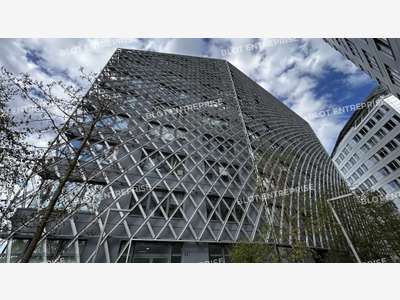A LOUER - BUREAUX 243 m² RENNES GARE