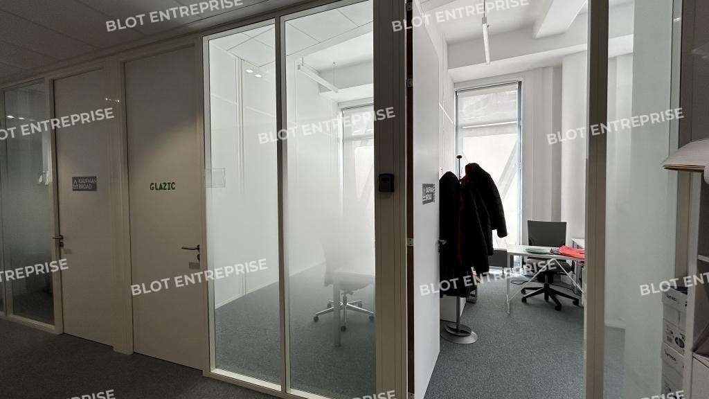 A LOUER - BUREAUX 243 m² RENNES GARE