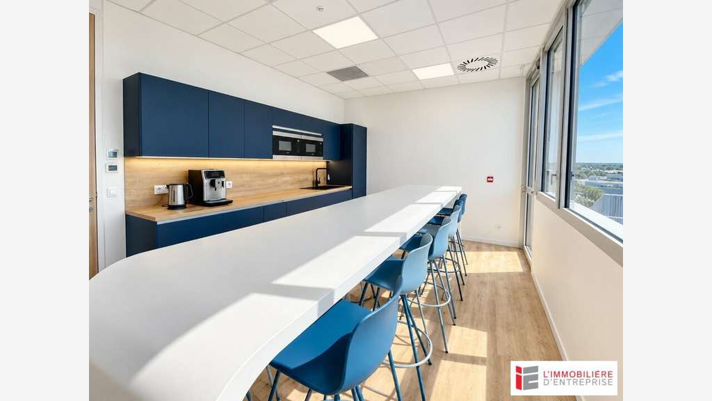 Bureaux de 40m² à louer en zone tertiaire à Rennes