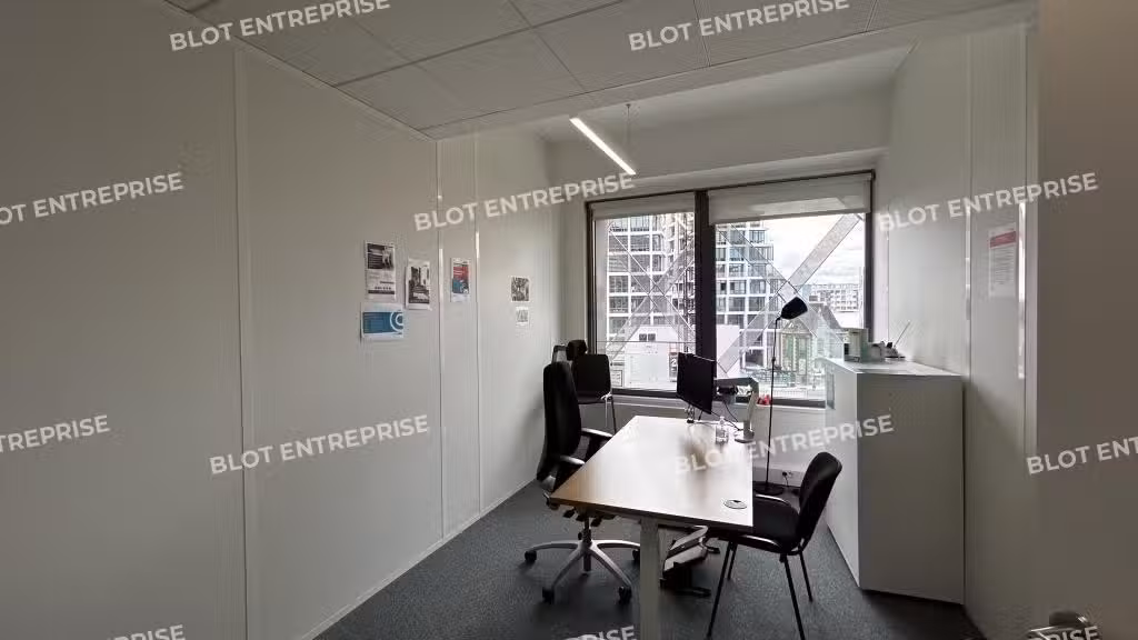 A louer bureaux de 340m² en R+2 à Rennes gare
