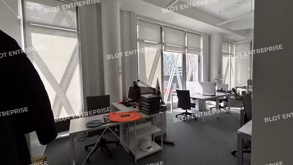 A louer bureaux 243m² PMR à Rennes gare TGV
