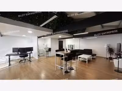 A louer bureaux rénovés 350m² accès PMR Rennes