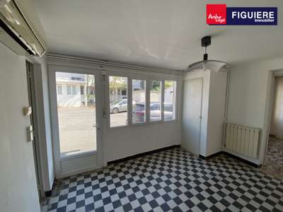Loue bureaux de 76m² proche gare à Salon de Pce