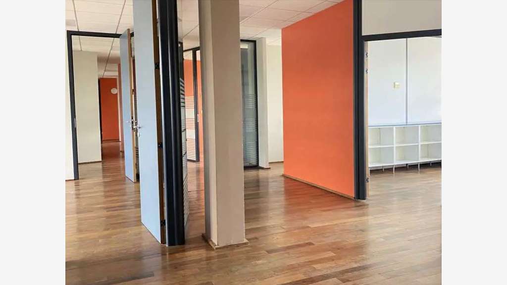 A louer bureaux rénovés label HPE et Greenlight