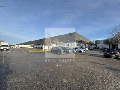 A louer bureaux 1827m² Vénissieux Parc Moulin Vent