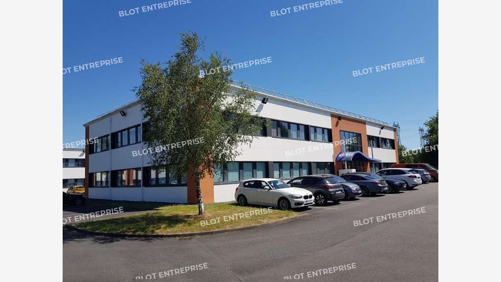 A louer plateau de bureaux 602m² RDC à Rezé