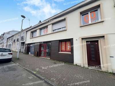 A louer bureaux 200m² à Rezé