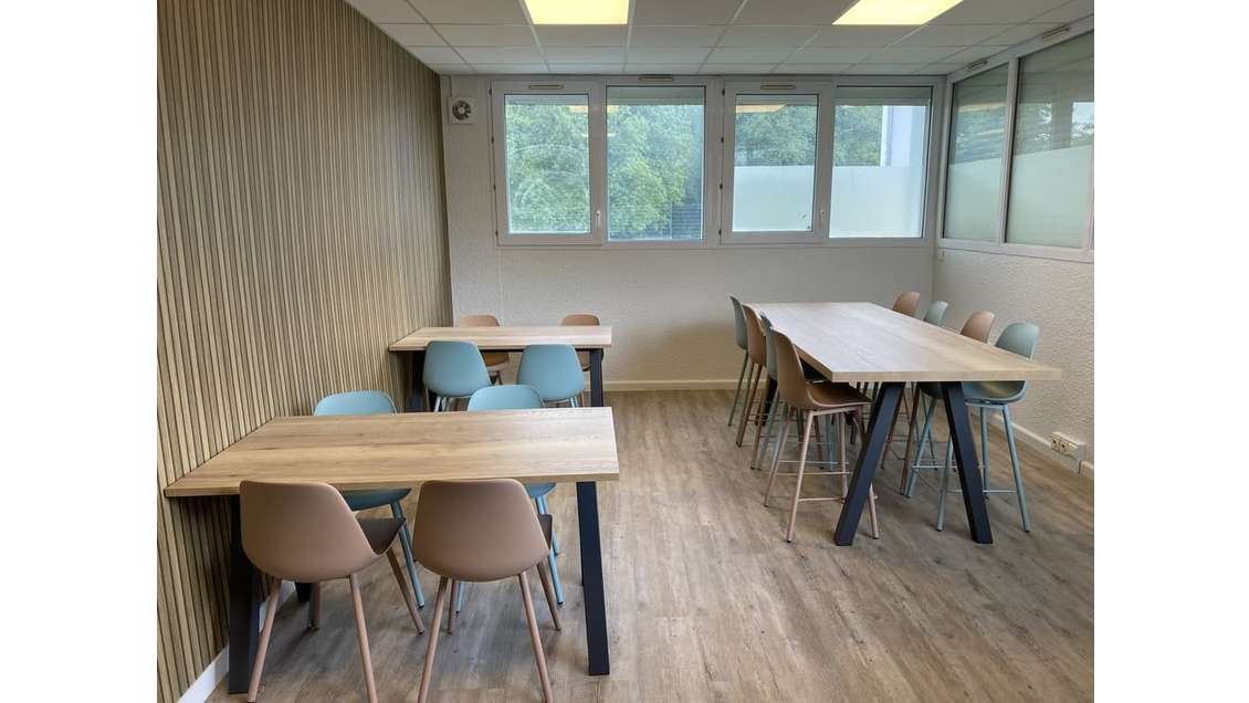 À louer bureaux de 18 à 89m² à Rezé