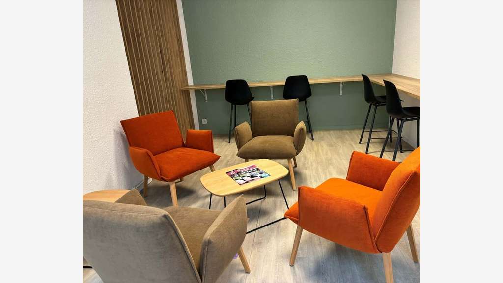 À louer bureaux de 18 à 89m² à Rezé