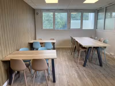 À louer bureaux de 18 à 89m² à Rezé