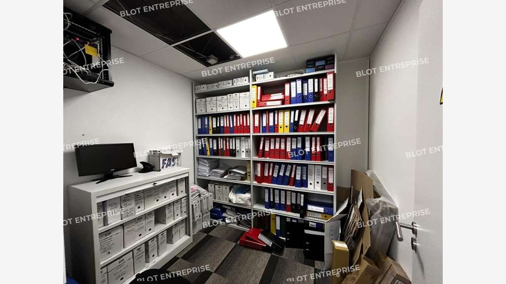 A louer bureaux 169m² à Rezé