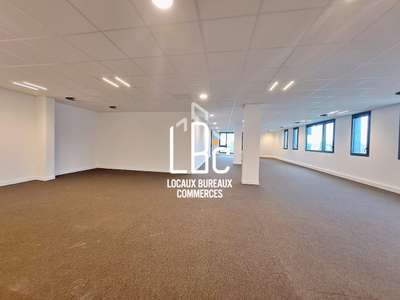 Plateau de bureaux neuf 441m² R+1 Rezé Nantes Sud