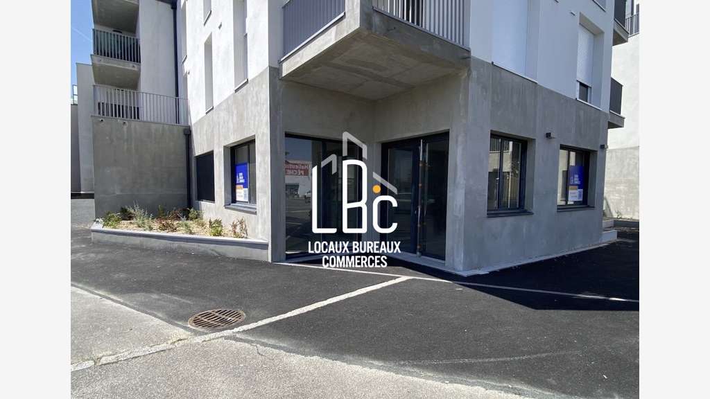 A louer bureaux neufs 48m² Rezé Rd-Pt de la Carre