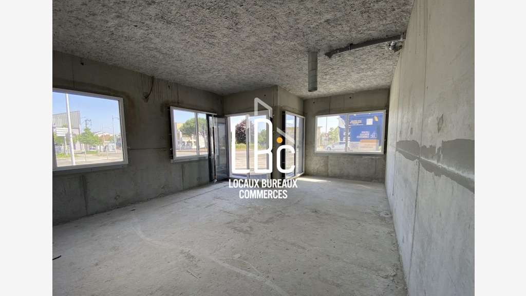 A louer bureaux neufs 48m² Rezé Rd-Pt de la Carre