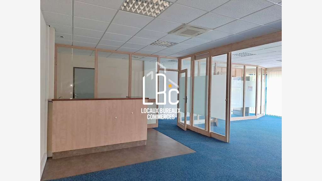 Plateau de bureaux 86m² à louer à Rezé