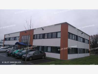 A louer bureaux de 214,10m² à Rezé Nantes SUD