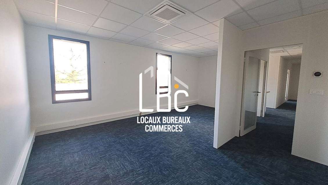 A louer bureaux 69m² Rezé bon accès périphérique