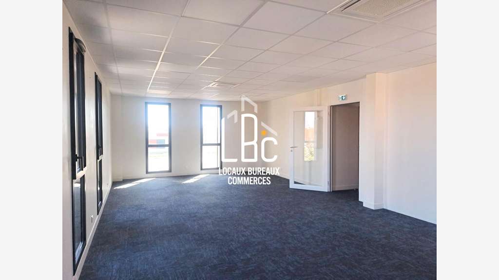 A louer bureau 71m² Rezé accès rapide périphérique