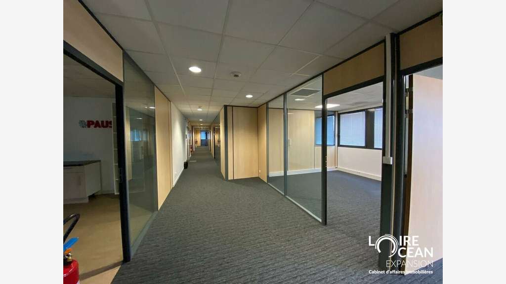 Opportunité bureaux 430m² à louer à Rezé