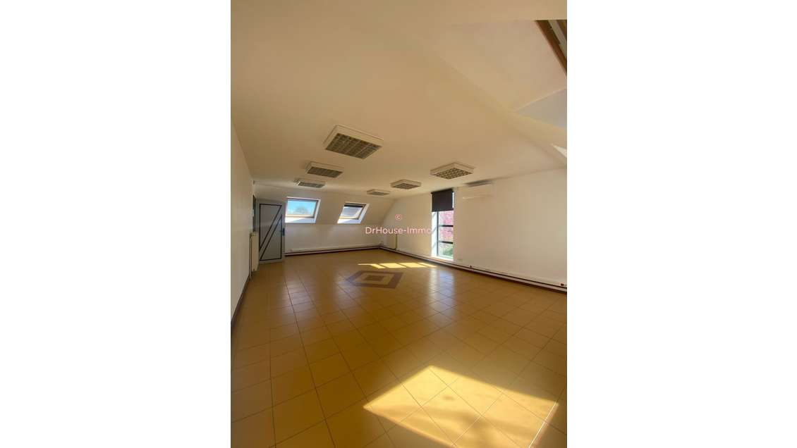 A louer bureau 20m² R+1 à Rieulay