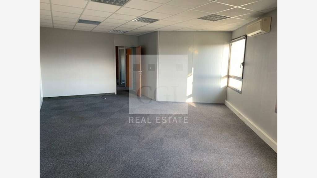 A louer bureaux 334m² à Rillieux-la-Pape