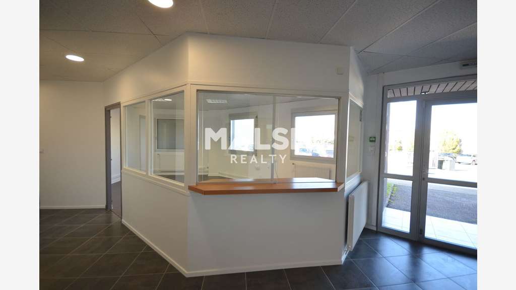 A louer bureaux rénovés 250m² à Rillieux-la-Pape