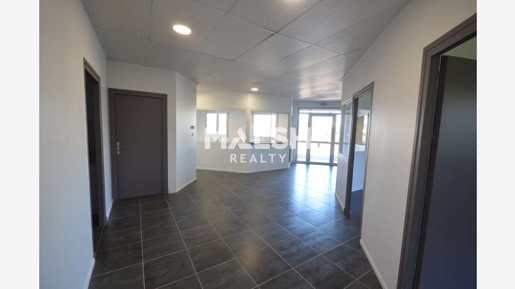 A louer bureaux rénovés 250m² à Rillieux-la-Pape