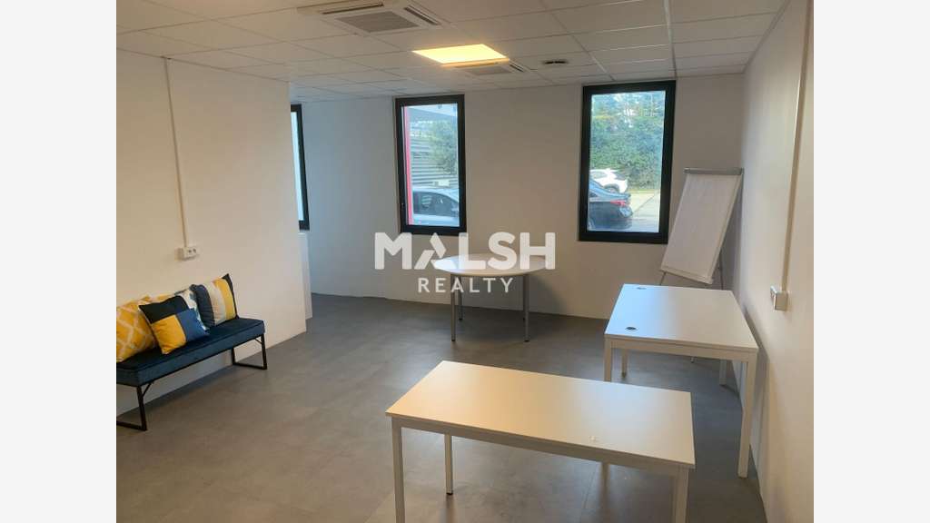 Bureaux 39m² à louer à Rillieux la Pape