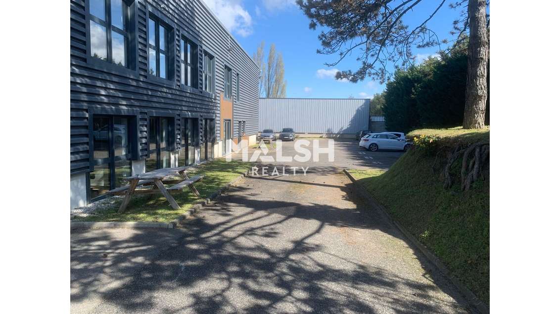 A louer bureaux 53m² divisibles à Rillieux-la-Pape