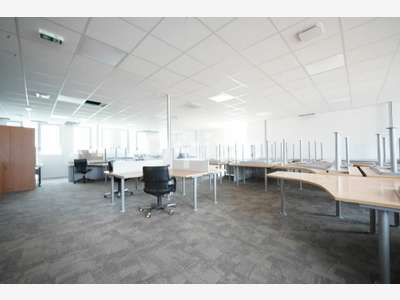 Bureaux à louer 220m² à Rillieux la Pape