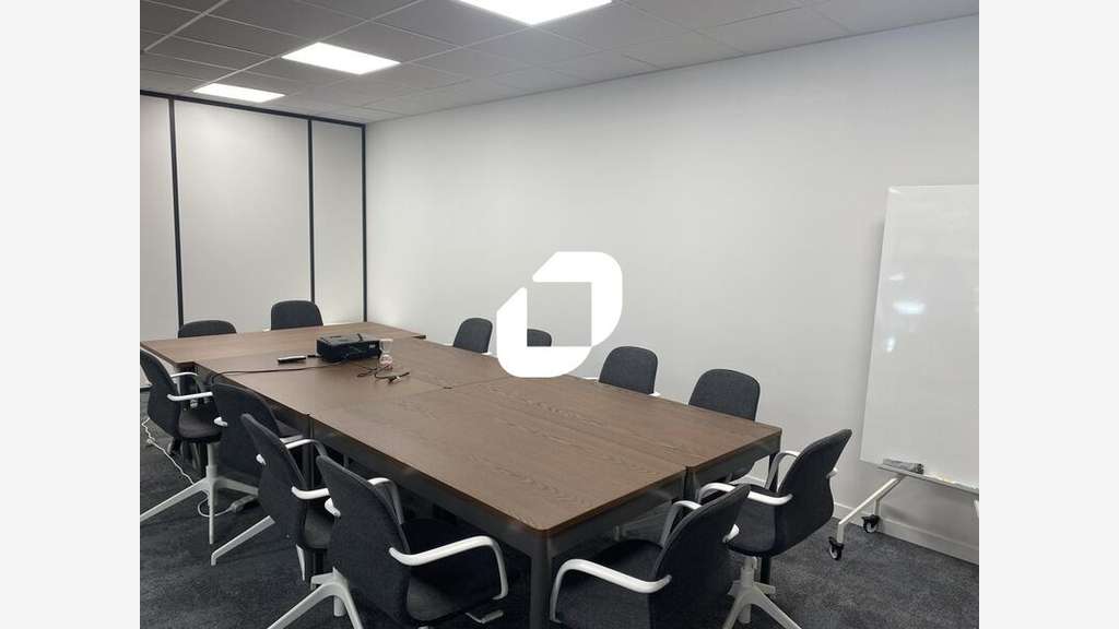 A louer Bureaux 205m² Rillieux la pape