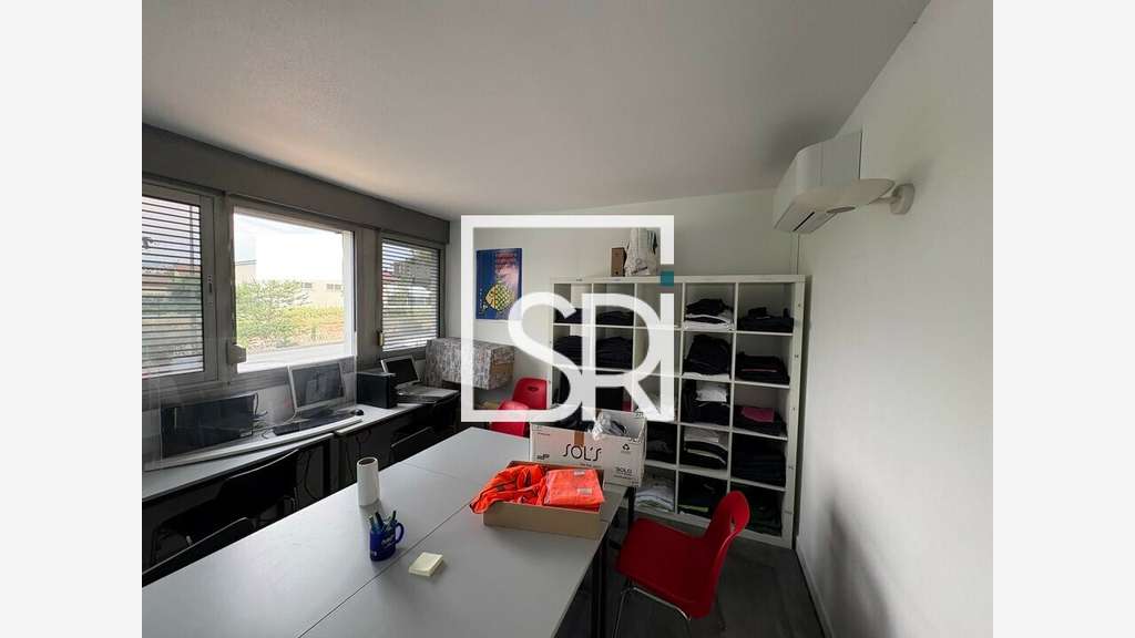 A louer plateau de bureaux 125m² à Riom