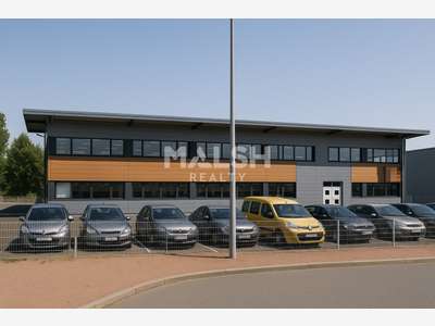 Bureaux à louer 2331m² divisibles à Roanne