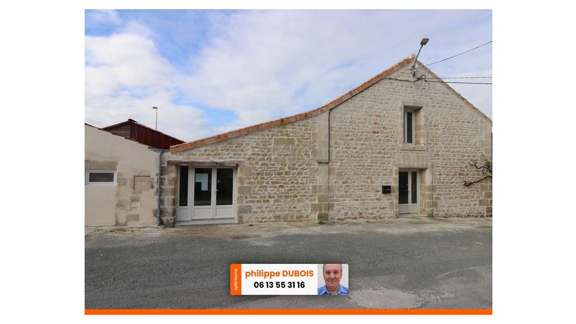 Local N°1 90m² à louer à Rochefort (17)