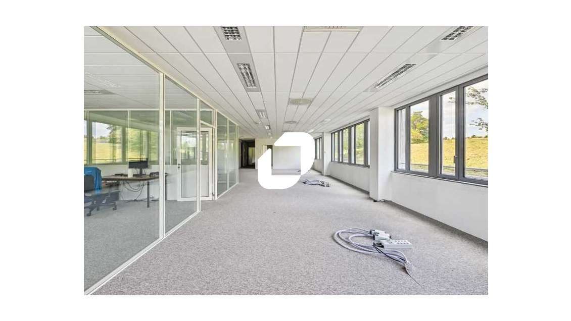 A louer Bureaux 115m² Roissy en france