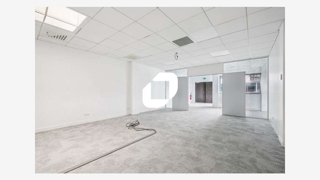 A louer Bureaux 250m² Roissy en france