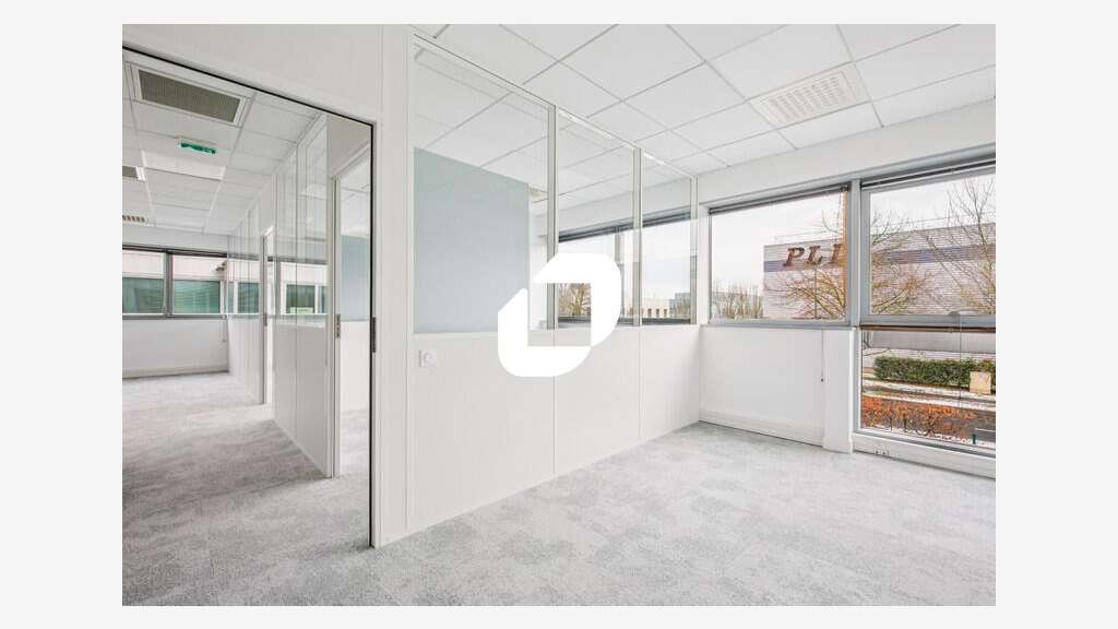 A louer Bureaux 250m² Roissy en france